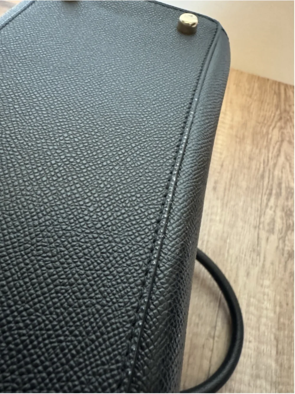 Coach approx 10”